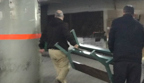 chair908.jpg (33 KB)