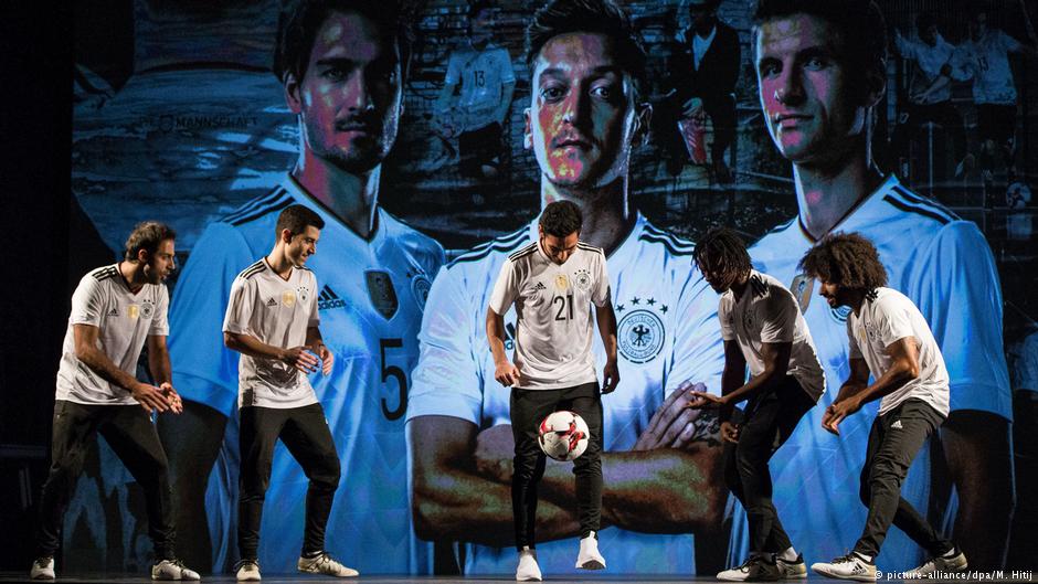 german-team-stars.jpg (93 KB)